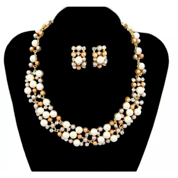 Jewelry - 🍀New Crystal Pearl Necklace Earrings Jewelry gift Set